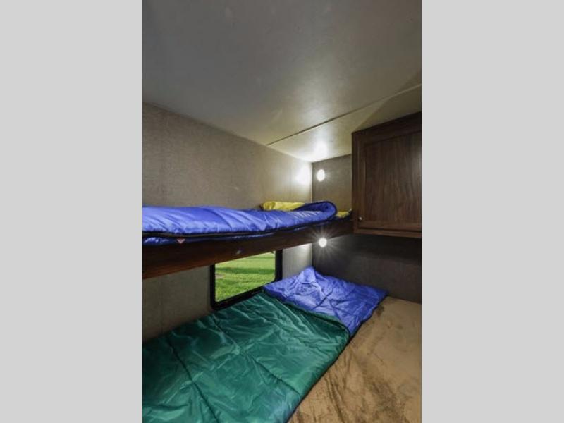 2017 Heartland Pioneer PI BH 250, $ 0