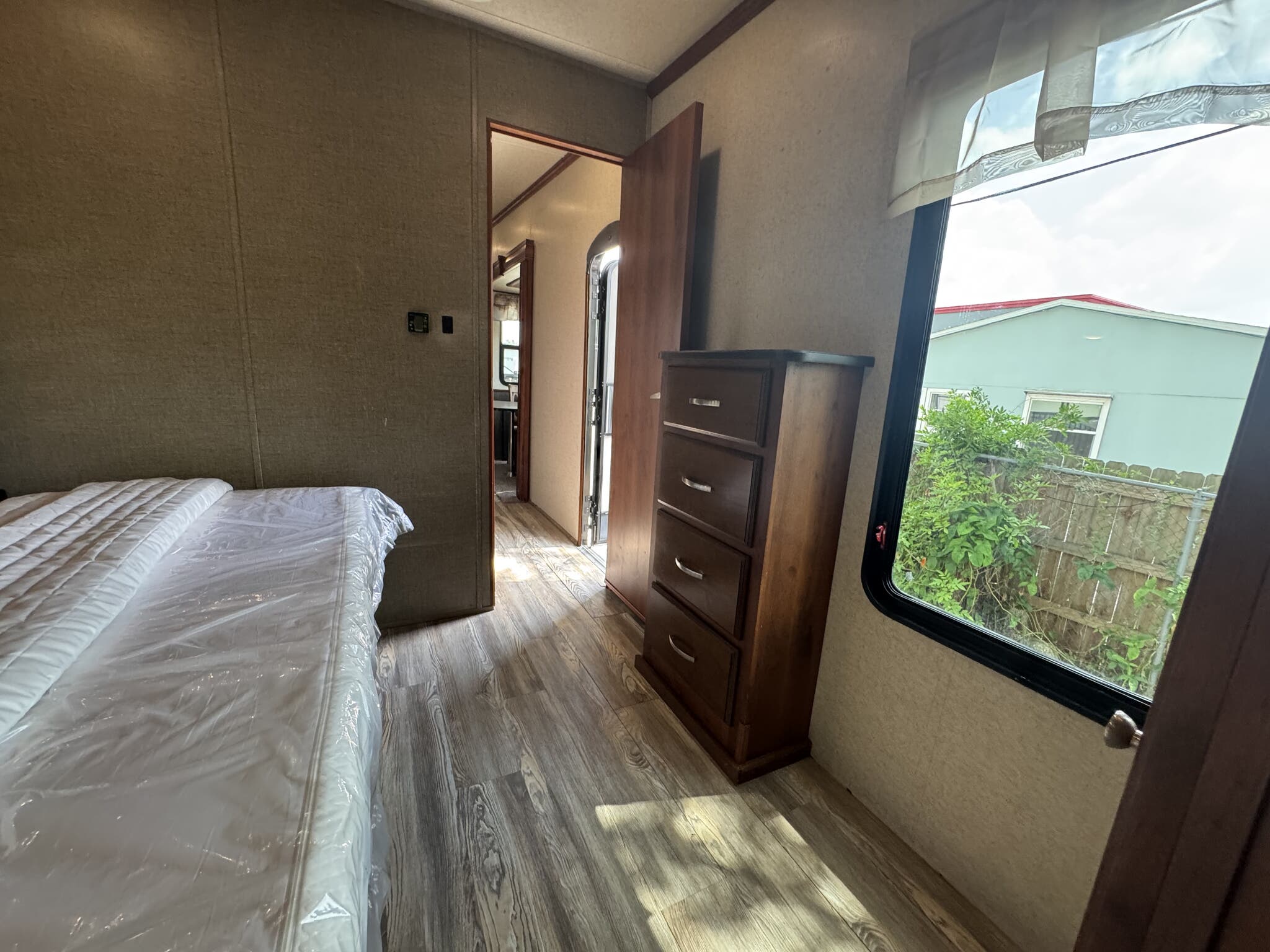 2017 Heartland Bighorn Traveler BHTR 39 FL, $ 31,499