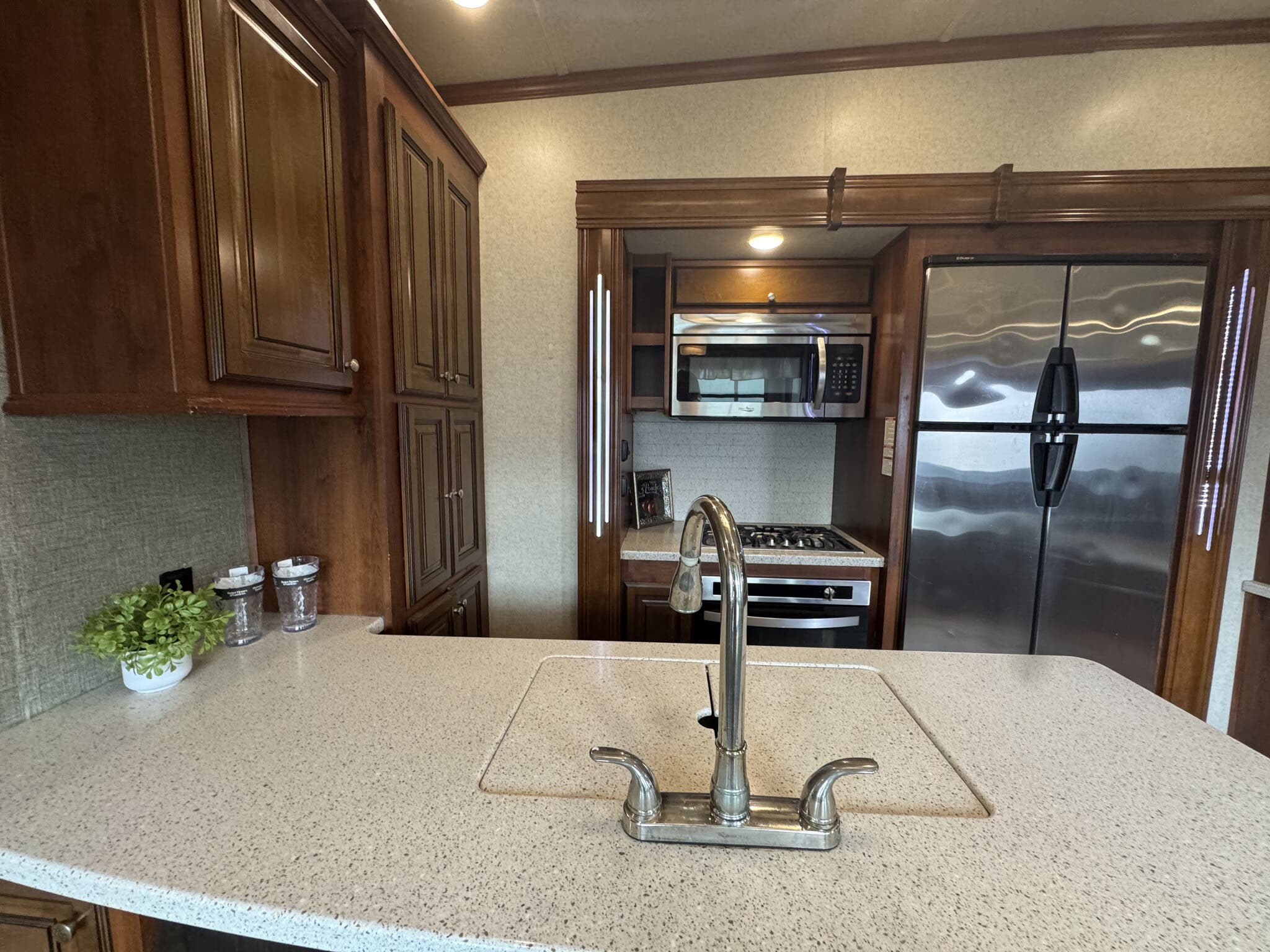 2017 Heartland Bighorn Traveler BHTR 39 FL, $ 31,499