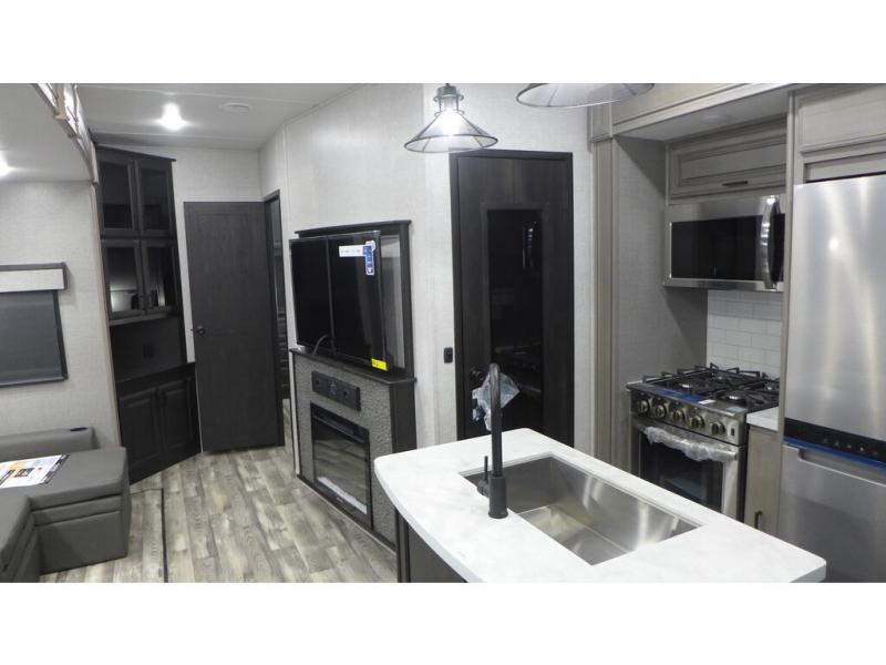 2023 Highland Ridge Mesa Ridge 374BHS, $ 112,233