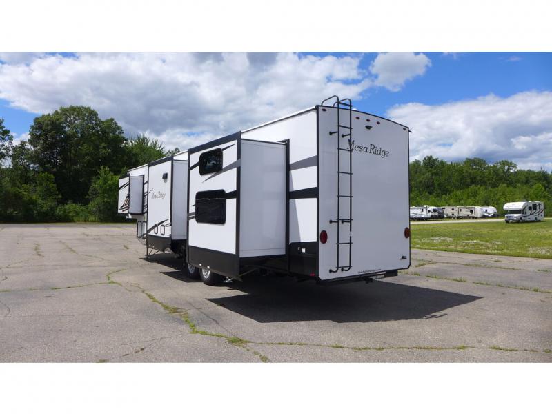 2023 Highland Ridge Mesa Ridge 374BHS, $ 112,233