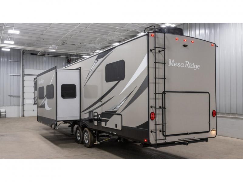2022 Highland Ridge Mesa Ridge 376FBH, $ 69,990