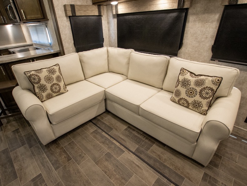 2018 Highland Ridge Open Range 3X 3X388RKS, $ 0