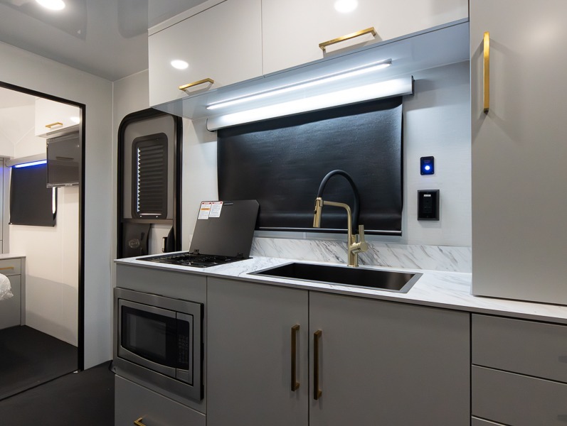 2025 inTech RV Black Wing 830-X, $ 93,473