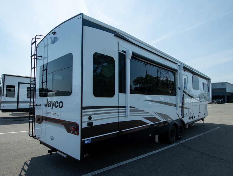 2026 Jayco North Point 377RLBH, $ 148,044
