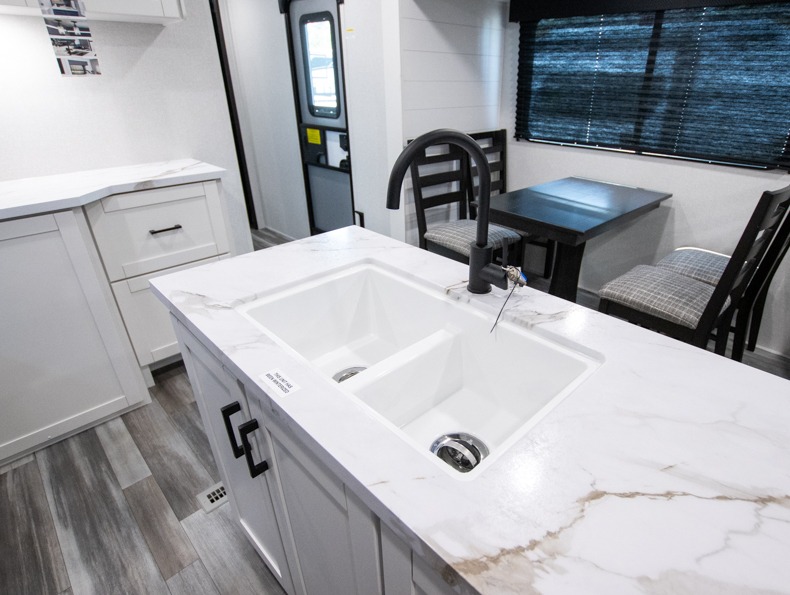 2026 Jayco Jay Flight SLX 334RTS, $ 57,384