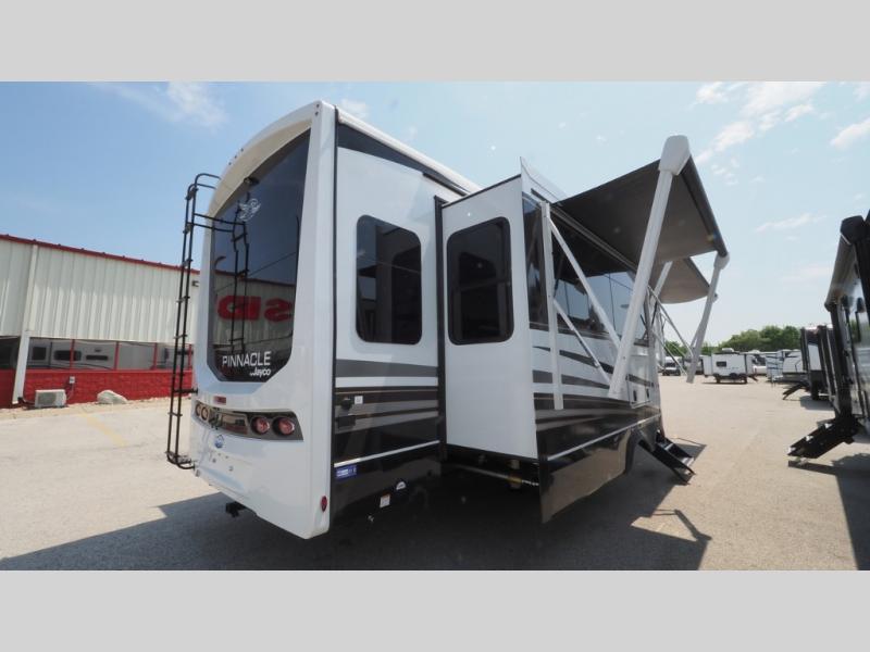 2026 Jayco Pinnacle 32RLTS, $ 145,429