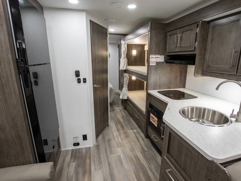 2026 Jayco Redhawk SE 31FF, $ 153,136