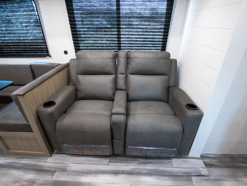 2026 Jayco Jay Flight SLX 321BDS, $ 48,736