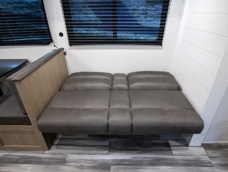 2026 Jayco Jay Flight SLX 261BHS, $ 39,306