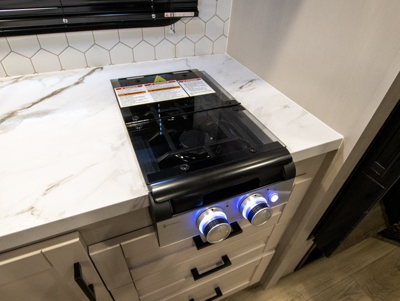 2026 Jayco Jay Feather Air 19MBS, $ 47,731