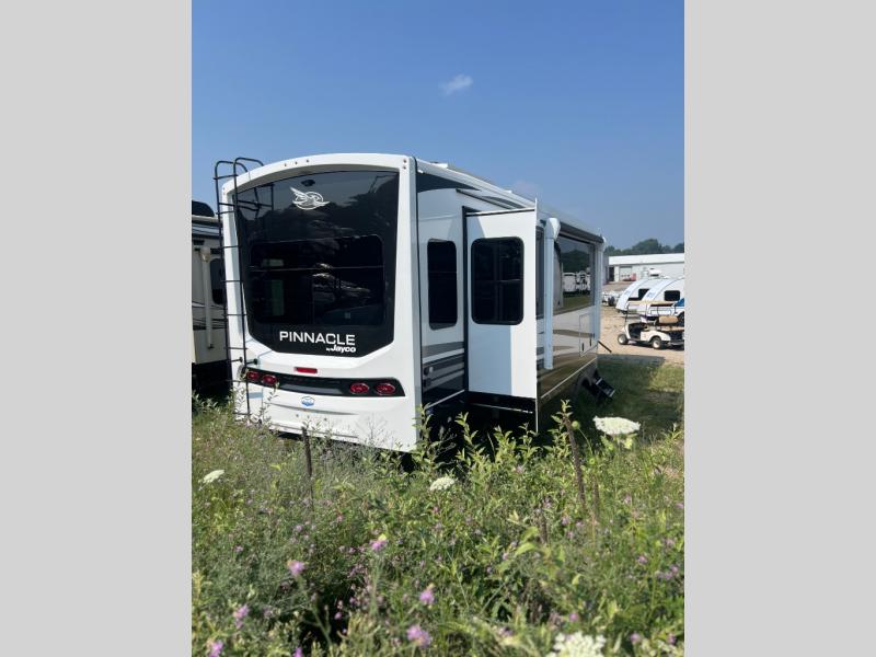 2026 Jayco Pinnacle 32RLTS, $ 145,429