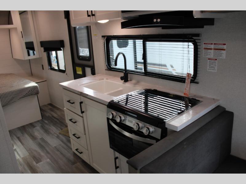 2026 Jayco Jay Flight SLX 210QB, $ 32,031