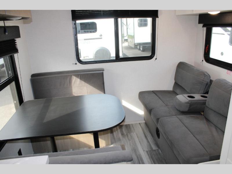 2026 Jayco Jay Flight SLX 210QB, $ 32,031