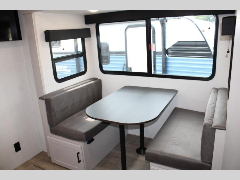 2026 Jayco Jay Feather Air 19MBS, $ 47,731