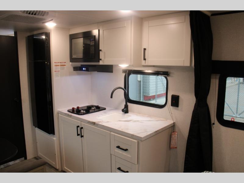 2026 Jayco Jay Flight SLX 175FQ, $ 27,811