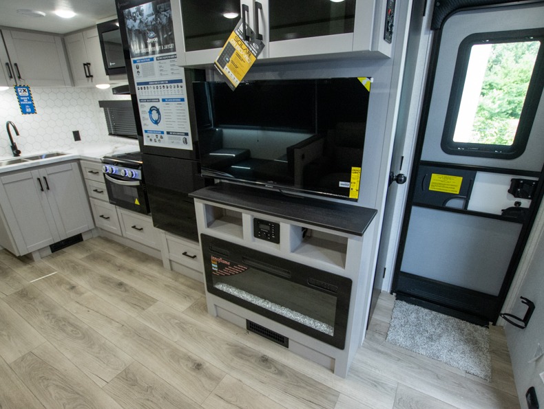 2026 Jayco Jay Feather 25RB, $ 56,110
