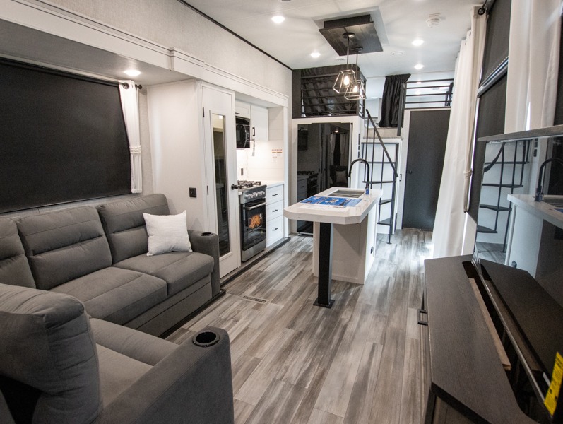 2025 Jayco Jay Flight Bungalow JayLoft, $ 95,506