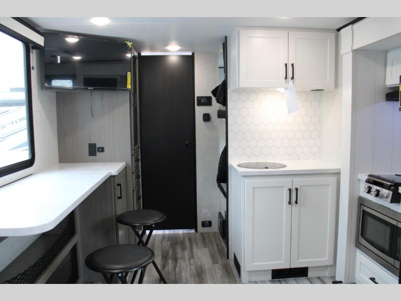 2025 Jayco Jay Feather Air 18MBH, $ 45,923