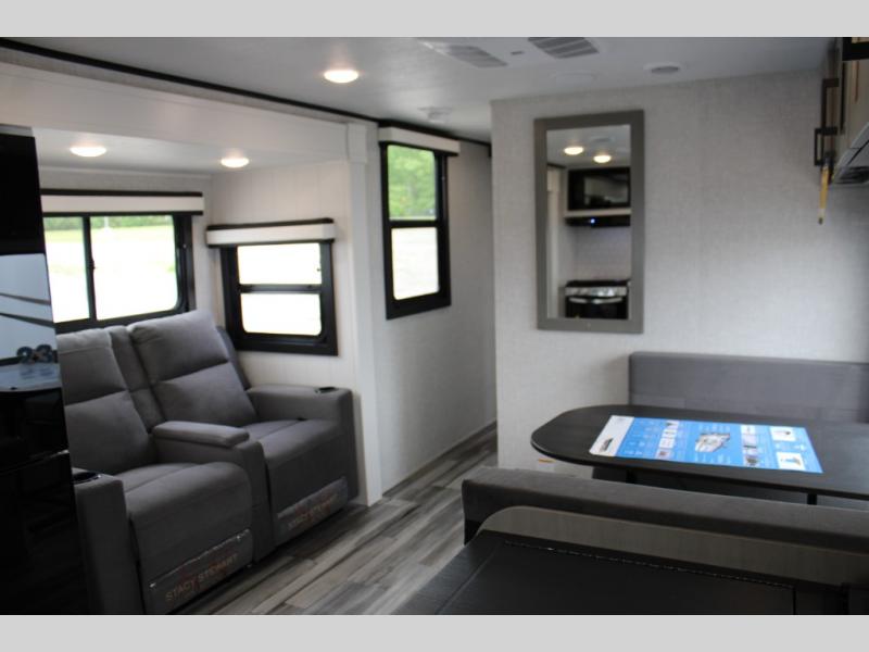 2025 Jayco Jay Feather 23RK, $ 52,906