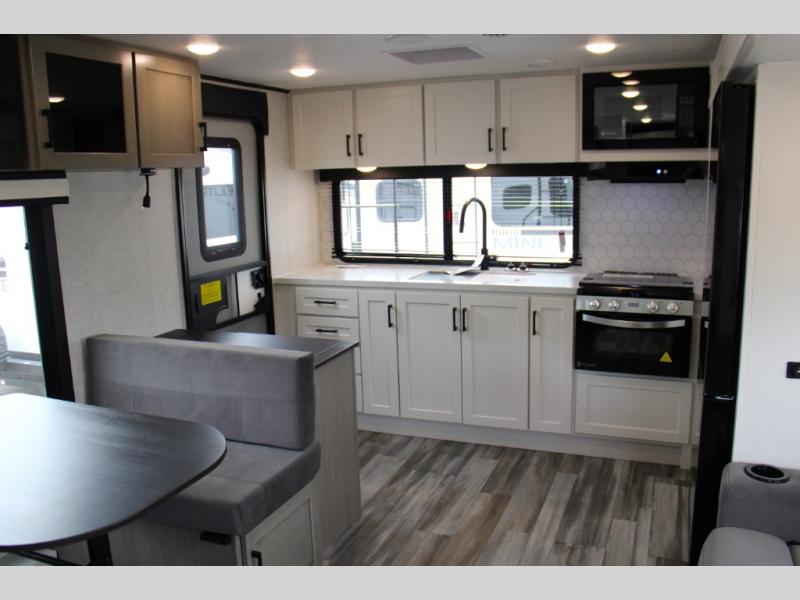 2025 Jayco Jay Feather 23RK, $ 52,906