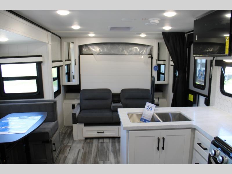 2025 Jayco Jay Feather 21MBH, $ 52,149