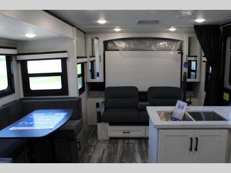 2025 Jayco Jay Feather 21MBH, $ 52,149