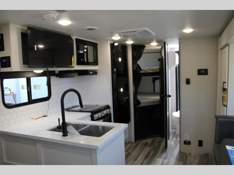 2025 Jayco Jay Feather 21MBH, $ 52,149