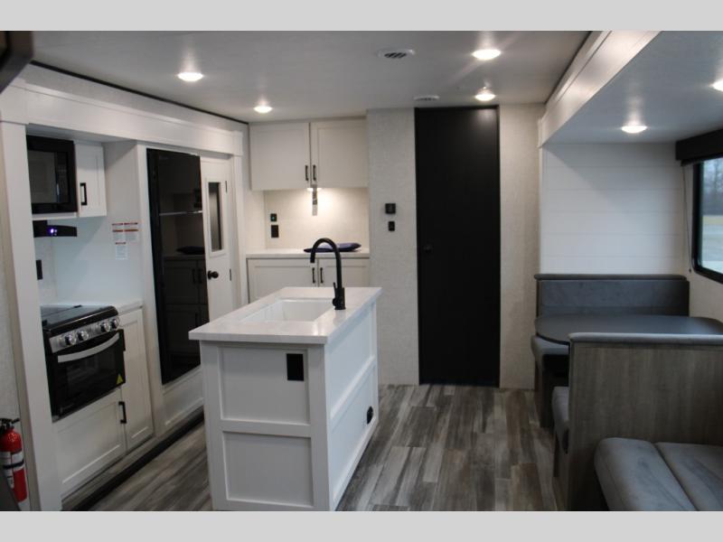 2025 Jayco Jay Flight SLX 333BTS, $ 53,243
