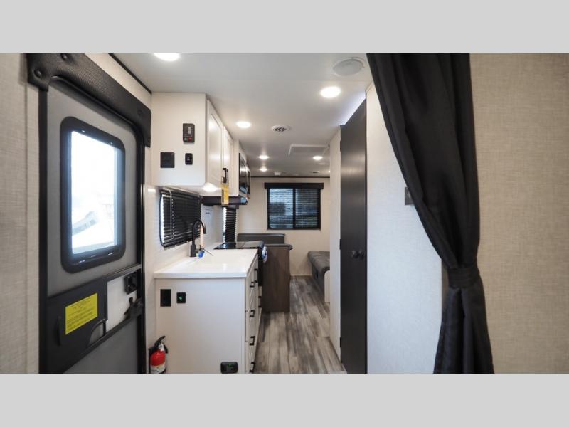 2025 Jayco Jay Flight SLX 210QB, $ 31,866