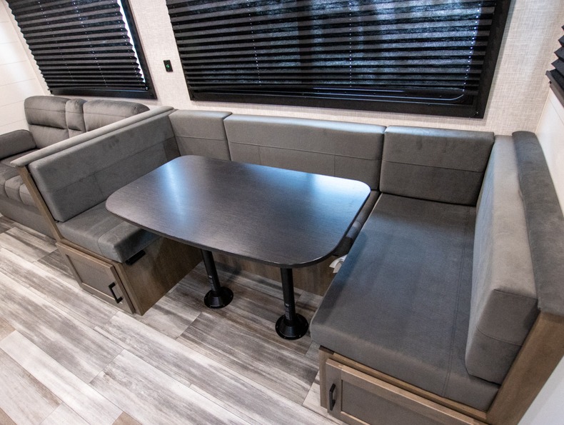 2025 Jayco Jay Flight 284BHS, $ 45,767