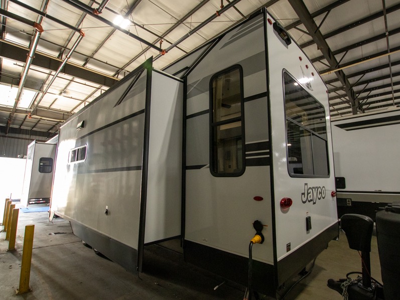 2025 Jayco Jay Flight Bungalow 40RLTS, $ 88,006