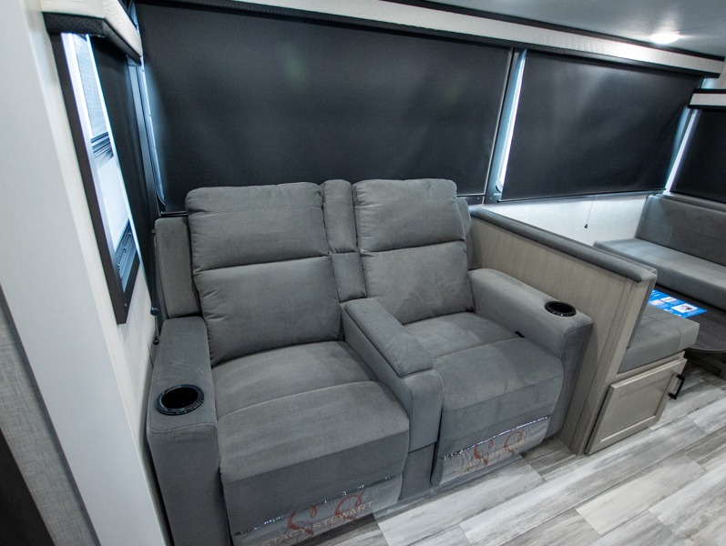 2025 Jayco Jay Feather 25RB, $ 54,790