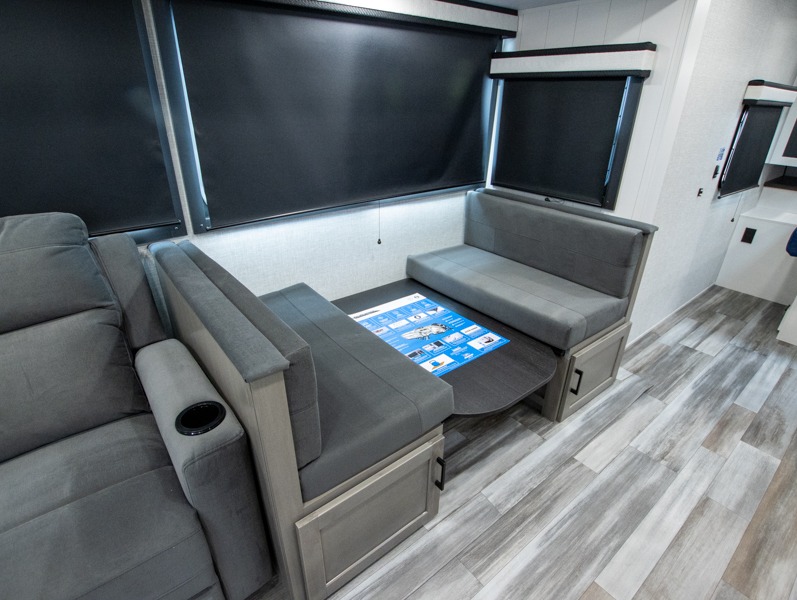 2025 Jayco Jay Feather 25RB, $ 54,790