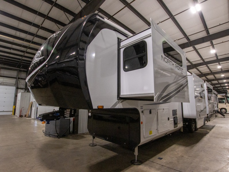 2025 Jayco North Point 381CKRE, $ 143,604