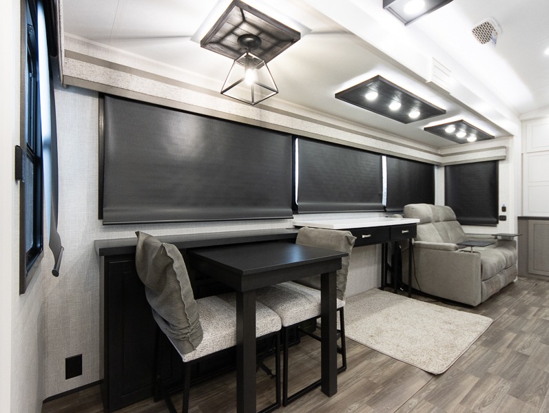 2025 Jayco North Point 381CKRE, $ 143,604