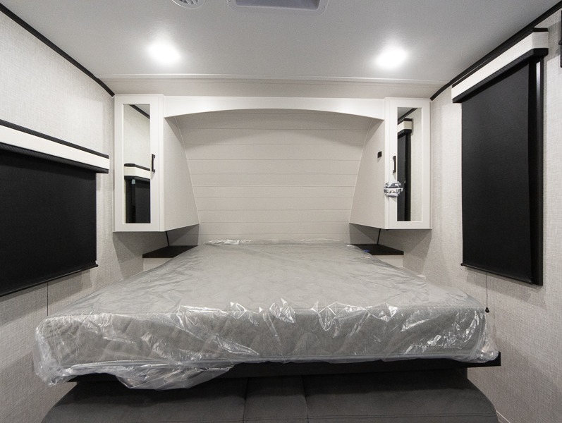 2025 Jayco Jay Feather 19MRK, $ 49,778