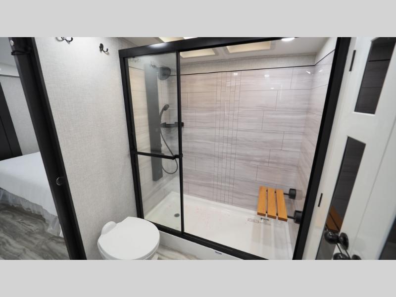 2025 Jayco Pinnacle 38FBRK, $ 153,047