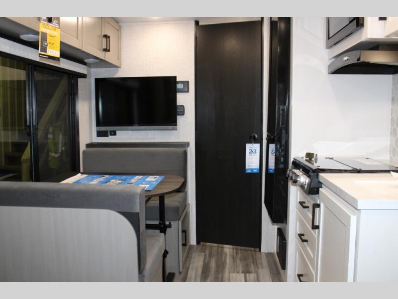 2025 Jayco Jay Feather Micro 173MRB, $ 44,011