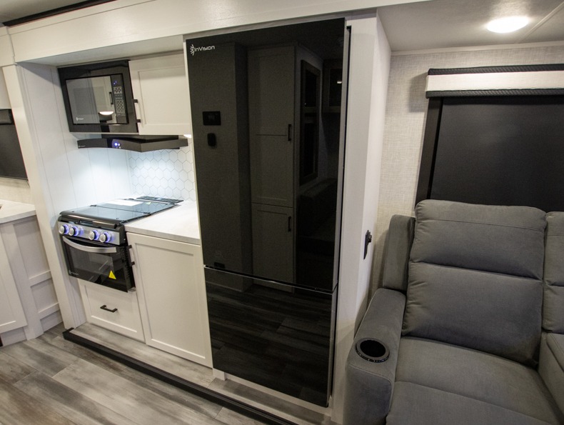 2025 Jayco Jay Feather 21MML, $ 51,309