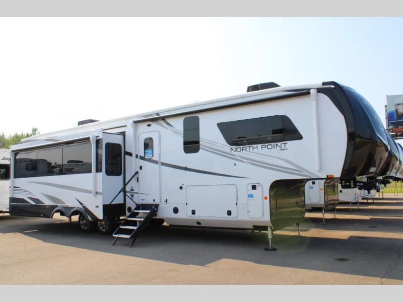 2025 Jayco North Point 381CKRE, $ 92,990