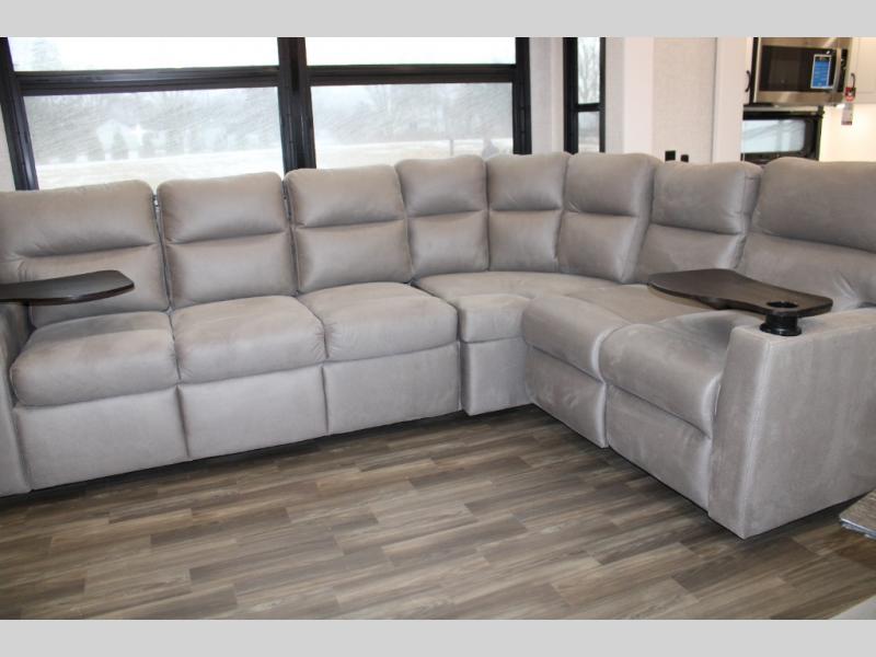 2025 Jayco North Point 381CKRE, $ 92,990