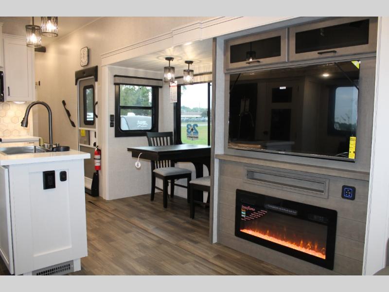 2025 Jayco Eagle 317RLOK, $ 105,390