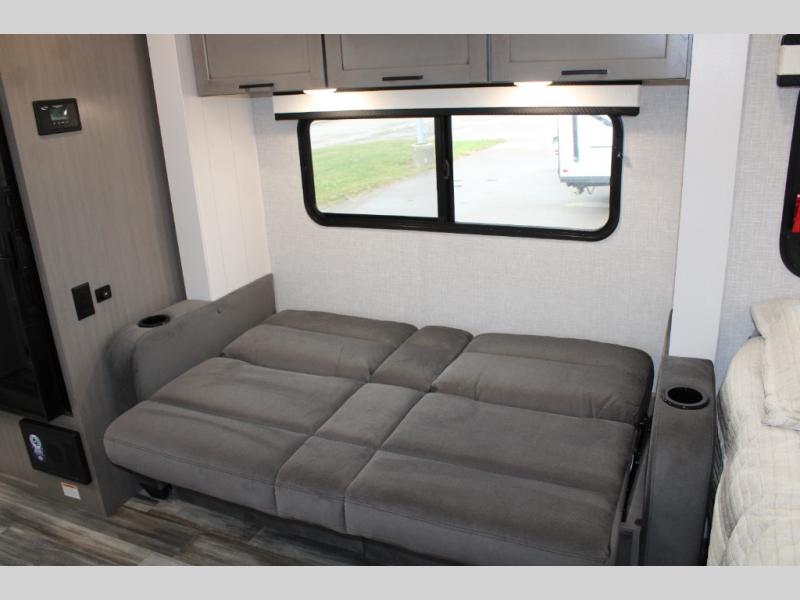 2025 Jayco Jay Feather Air 16RB, $ 43,793