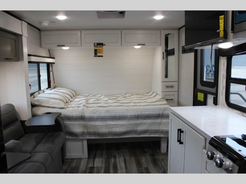 2025 Jayco Jay Feather Air 16RB, $ 43,793