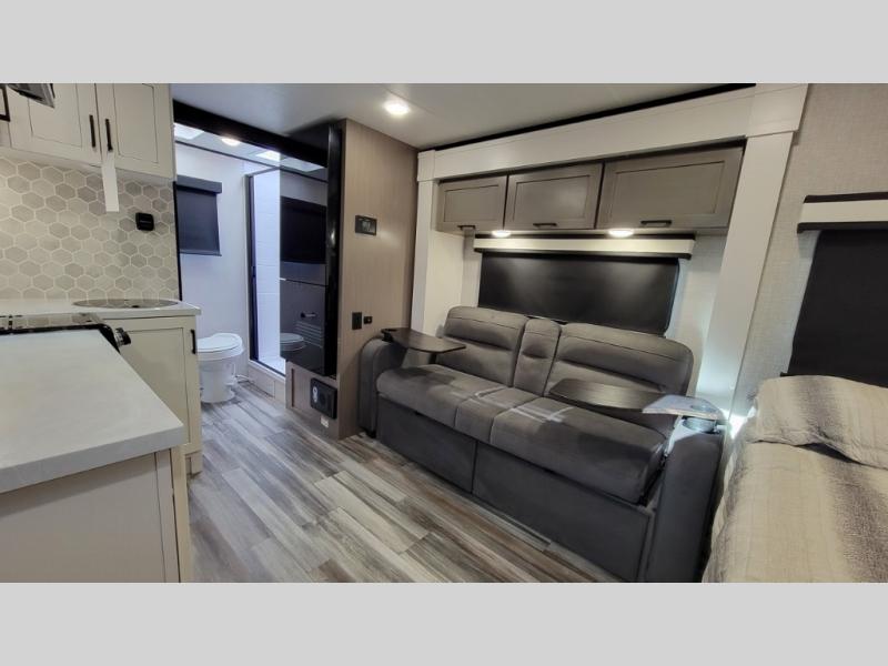 2025 Jayco Jay Feather Air 16RB, $ 24,990