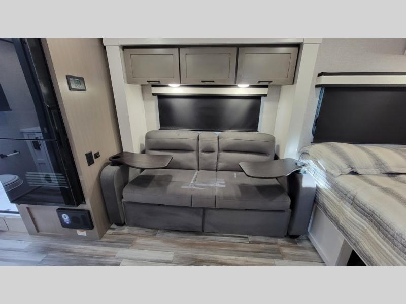 2025 Jayco Jay Feather Air 16RB, $ 24,990