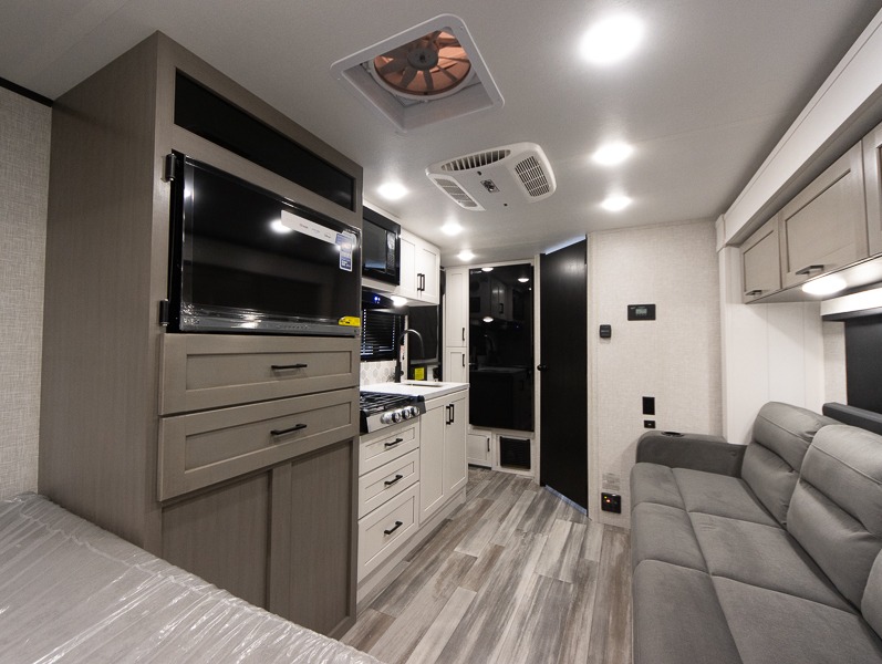 2025 Jayco Jay Feather Micro 166FBS, $ 46,636