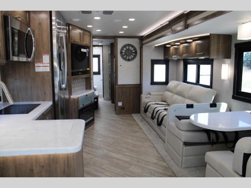 2025 Jayco Seneca 37K, $ 259,990