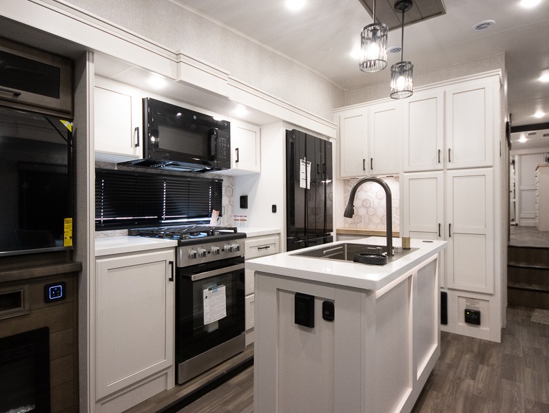 2025 Jayco Eagle 355MBQS, $ 69,990